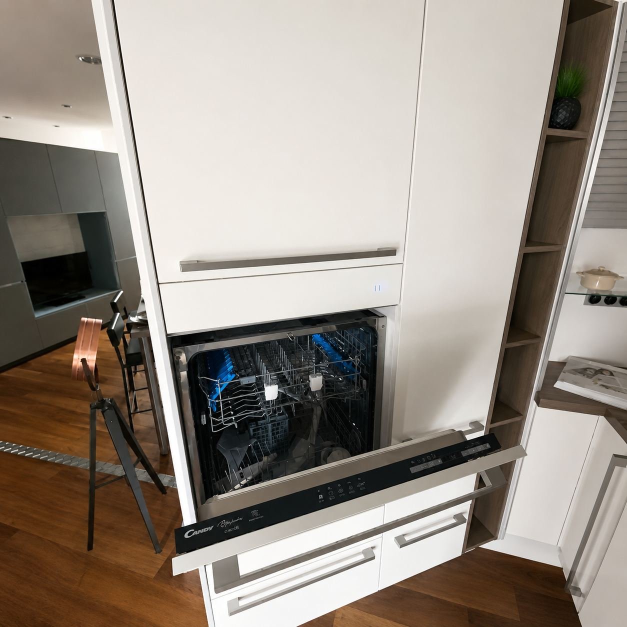 Cuisine neuve avec éléctroménager