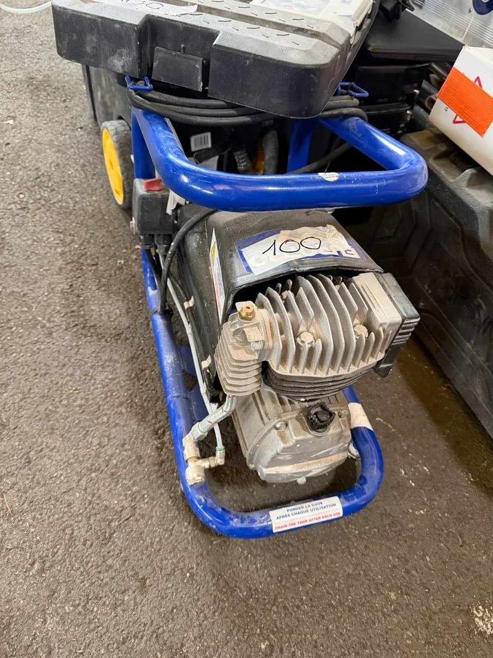Machine à projeter EUROPRO 27