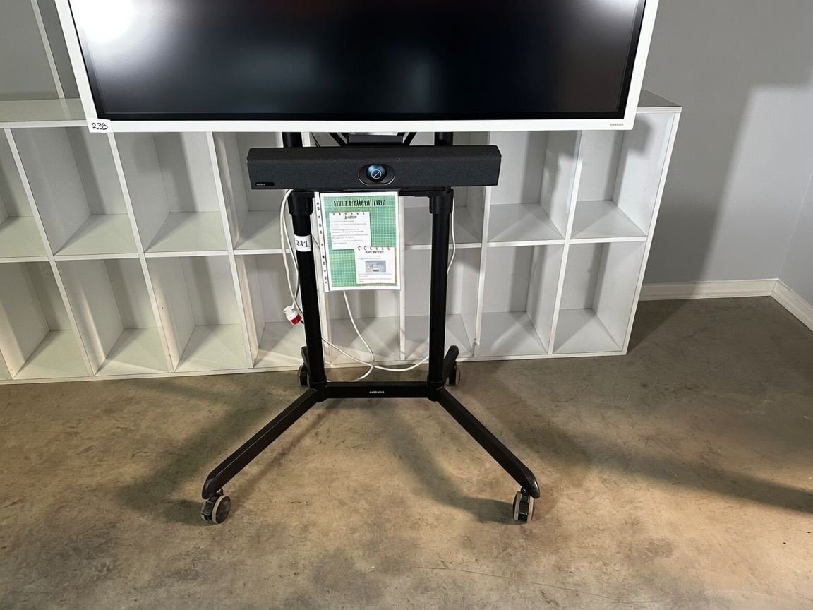 Écran Samsung 65 pouces avec système visio Yealink complet
